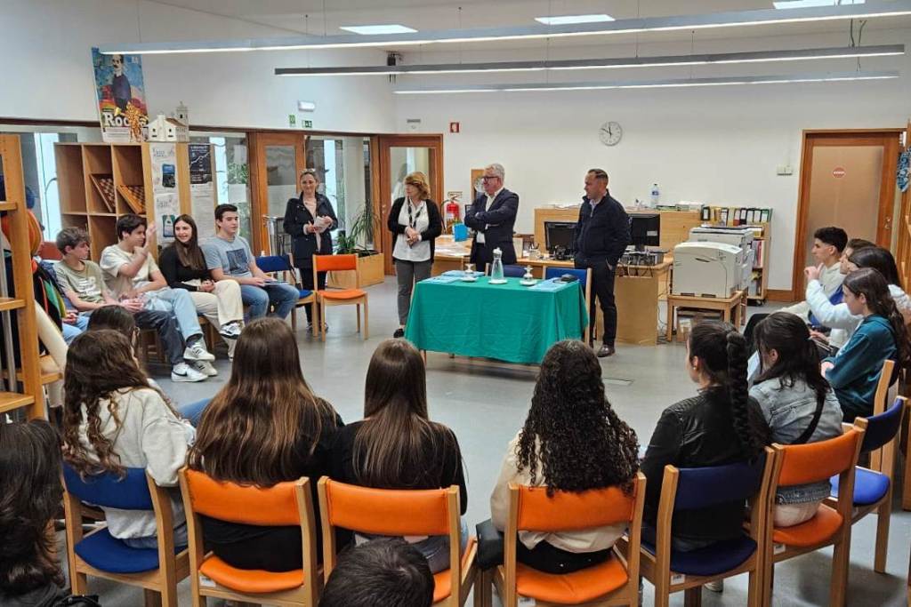 Leitura e Cidadania na Secundária Rocha Peixoto