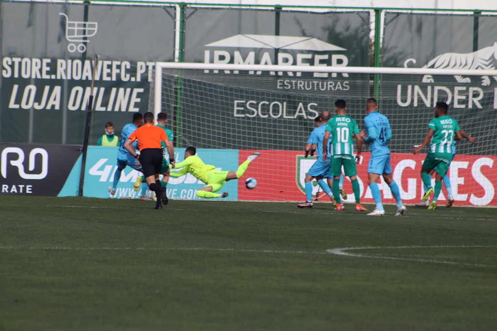 Varzim Empata Rio Ave no Estádio dos Arcos