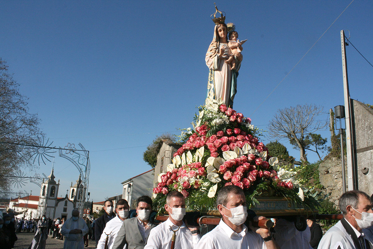 A Devoção à Senhora das Candeias Voltou às Ruas de Terroso