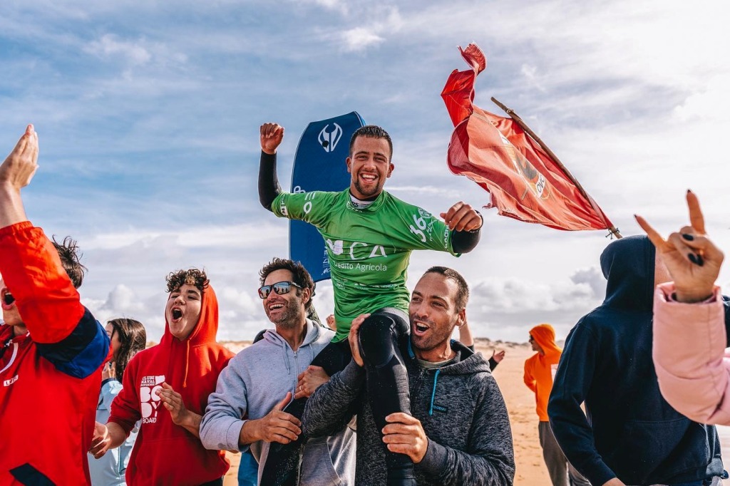 CNP: Joel Rodrigues é Campeão Nacional de Bodyboard