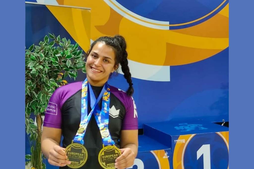 Nicole Secundino de Bronze no Campeonato da Europa de Capoeira