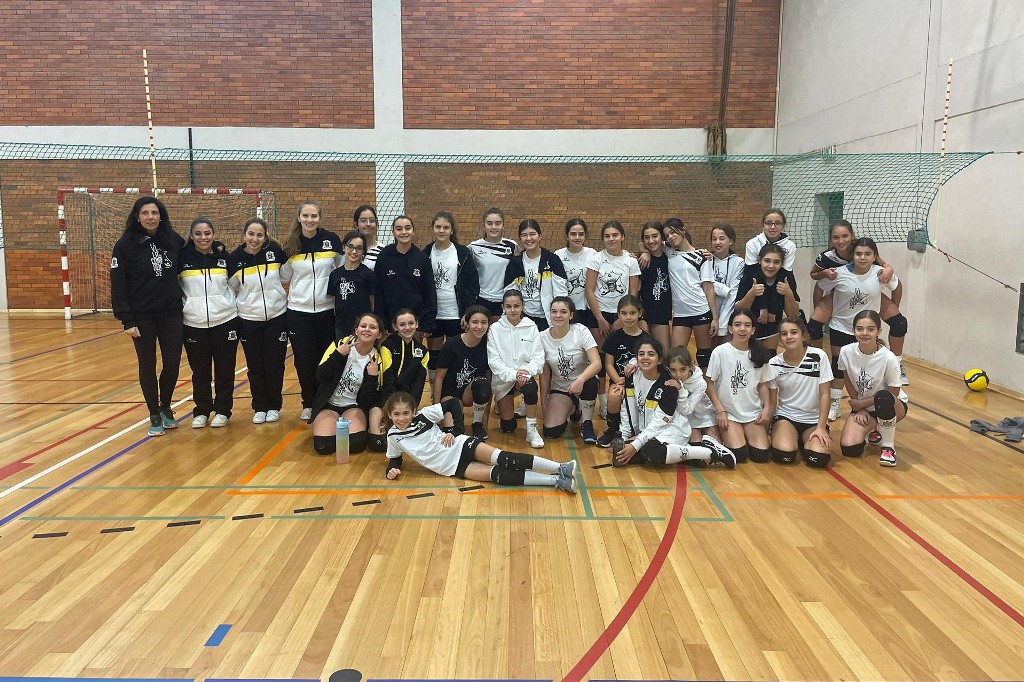 Minivoleibol do Ginásio Vilacondense Venceu Torneio de Natal