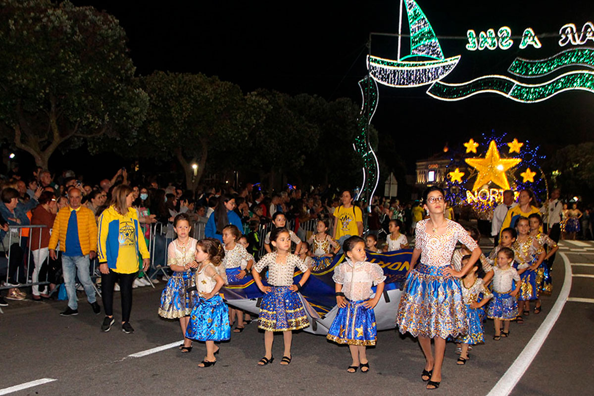 Cortejo Iluminou 60 Anos das Festas de S. Pedro