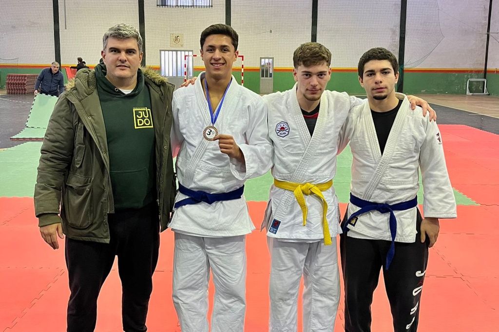 Judo Clube da Póvoa: Olímpio Camargo de Bronze