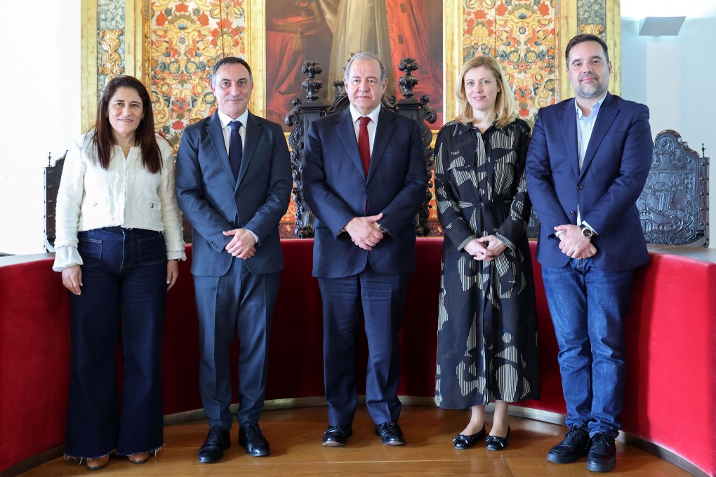 Ministro da Economia e do Mar Visita Vila do Conde