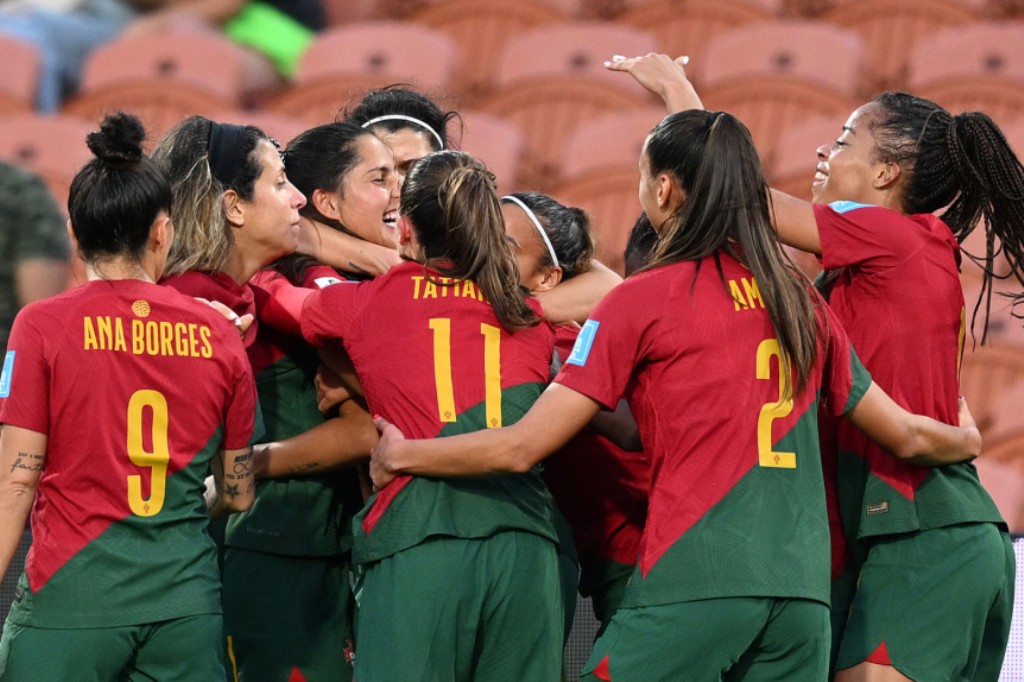 Futebol Feminino no Mundial pela Primeira Vez