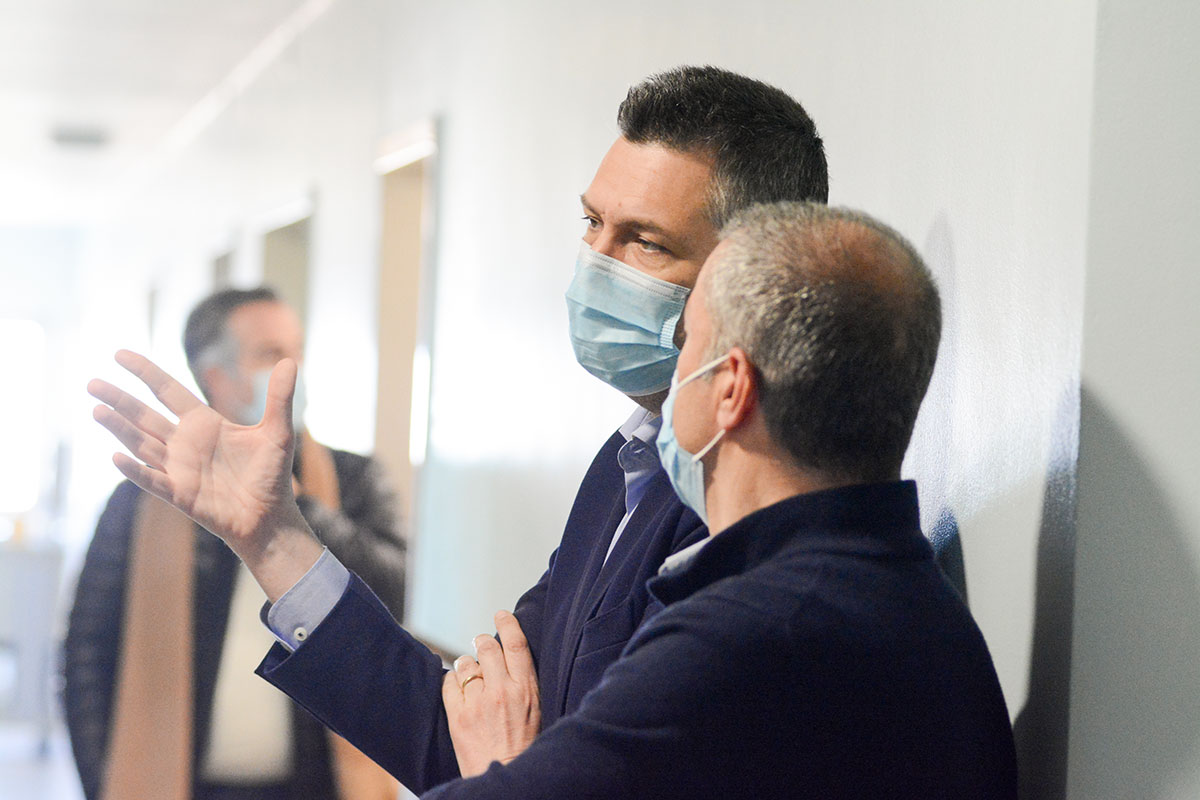 As Fotos de Joaquim Garrido no Hospital da Luz Durante a Pandemia