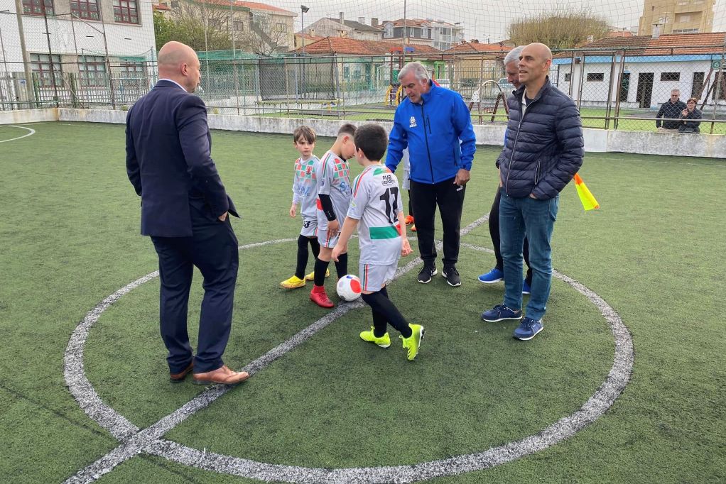 Cheiinho como um Ovo de Páscoa Arrancou o Torneio