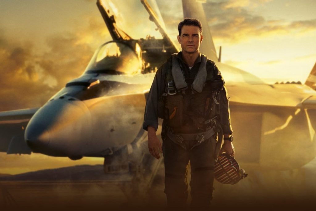 Cinema na Praça Exibe "Top Gun: Maverick"