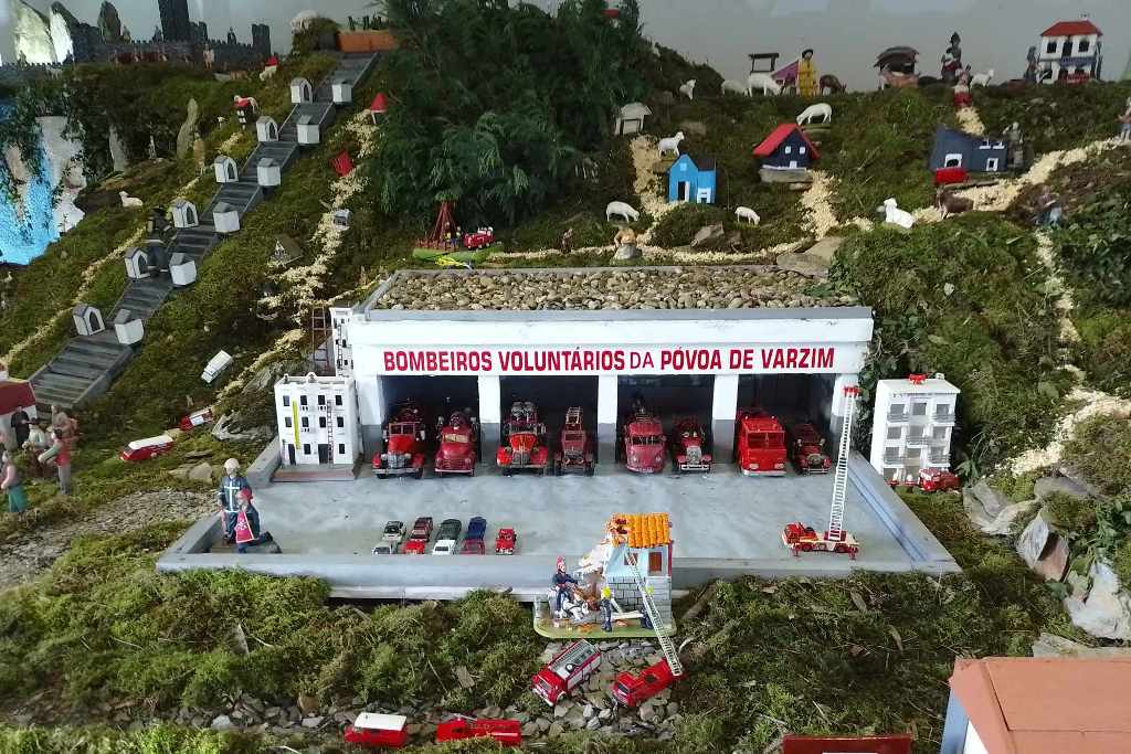 Bombeiros Voluntários Também no Presépio