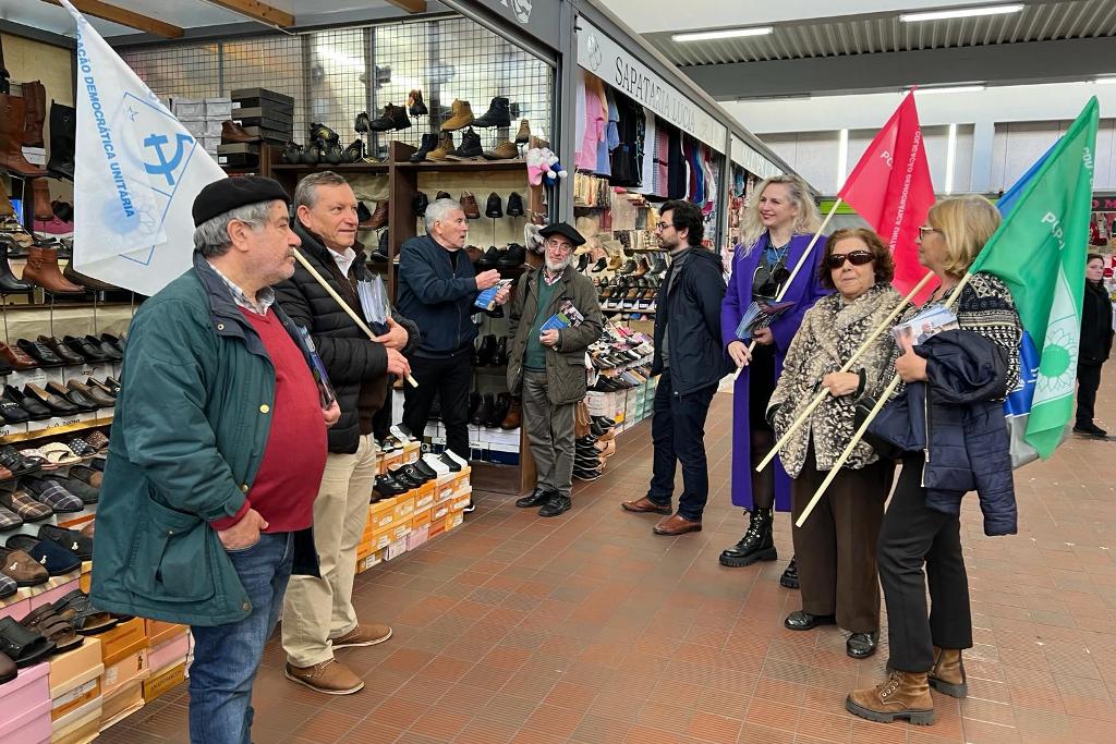 Candidatos da CDU Visitam Feira e Mercado da Póvoa