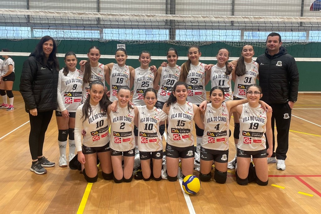 Minivoleibol do Ginásio participou na final do torneio da Páscoa