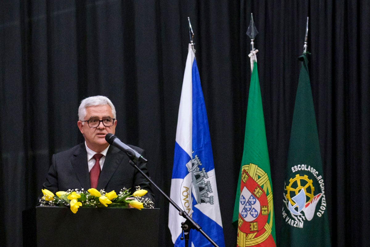 Novo Director da Escola Rocha Peixoto Tomou Posse