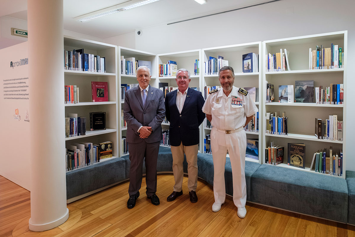 Almirante Silva Ribeiro e Marinha Doam Espólio ao Município