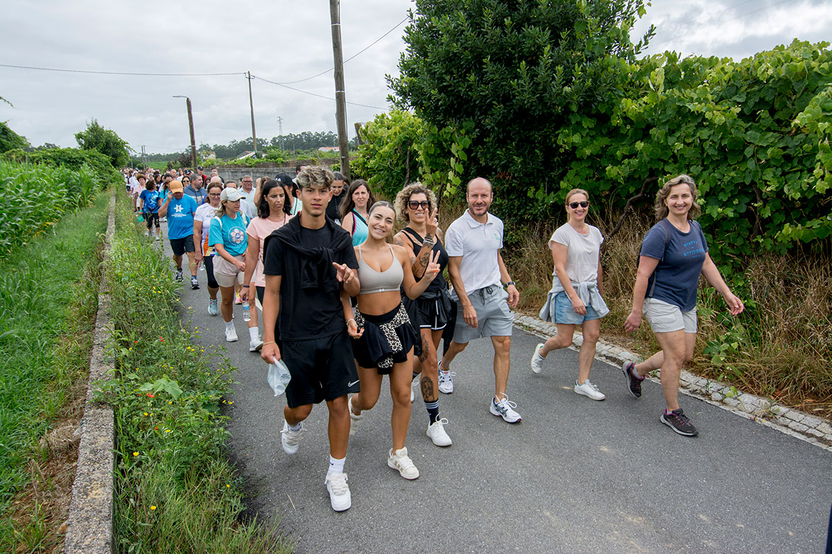 Caminhada Solidária da clínica Osteomassagem de Laúndos