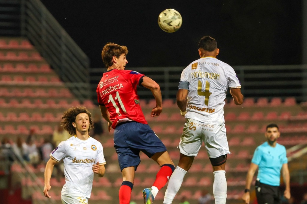 Varzim Vence na Trofa e Continua a Sonhar