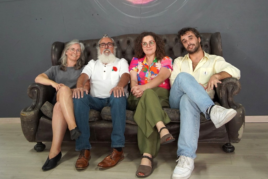 Companhia Certa Apresenta “Partitura da Guerra”