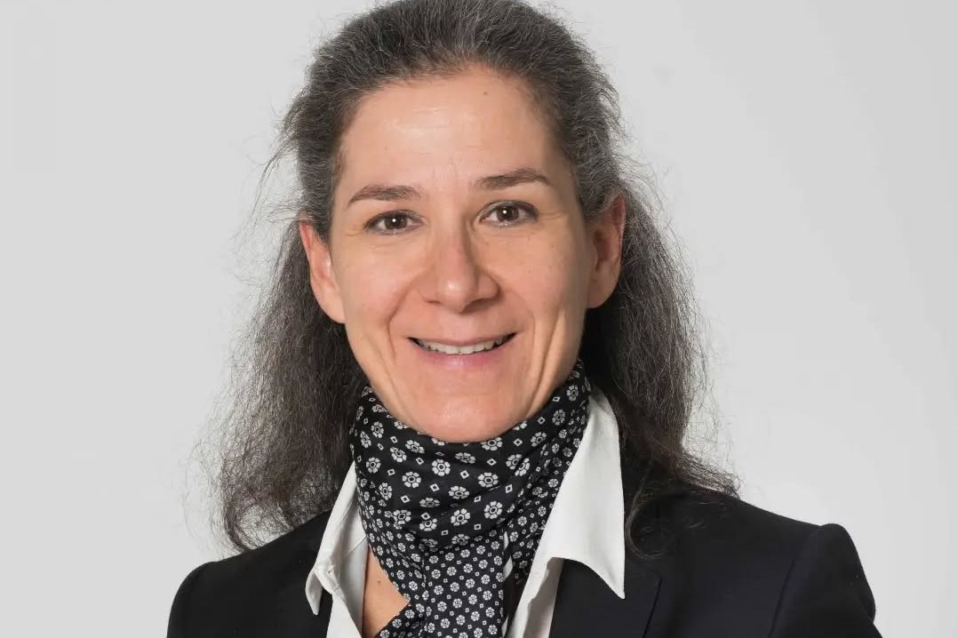 É-Aqui-In-Ócio Propões uma Mesa de Reflexão