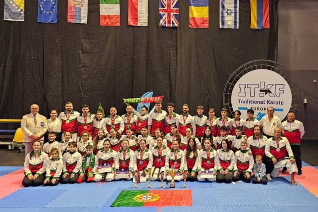 Ginásio com Títulos e Medalhas no Europeu de Karaté