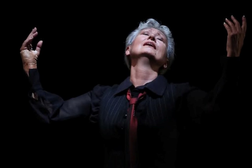 Olga Roriz: como quem resiste a um naufrágio