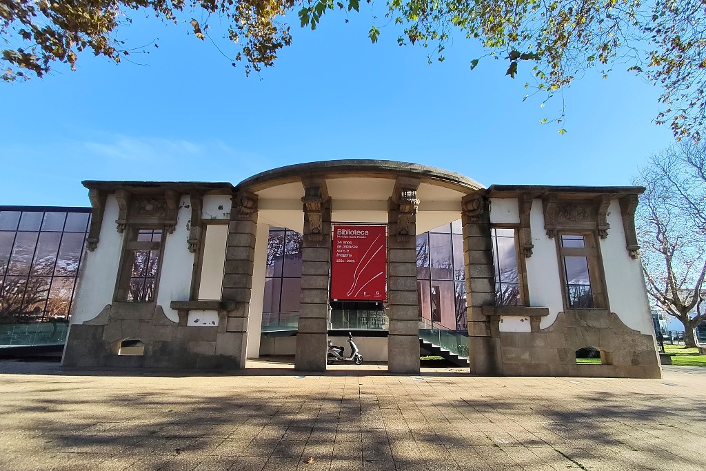 Colectivo Silêncio da Gaveta nos 34 anos da Biblioteca Municipal