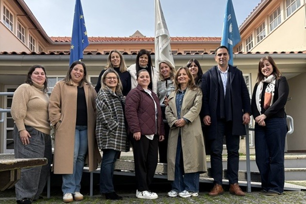 Paula Cepa reúne com Rede Municipal de Psicologia