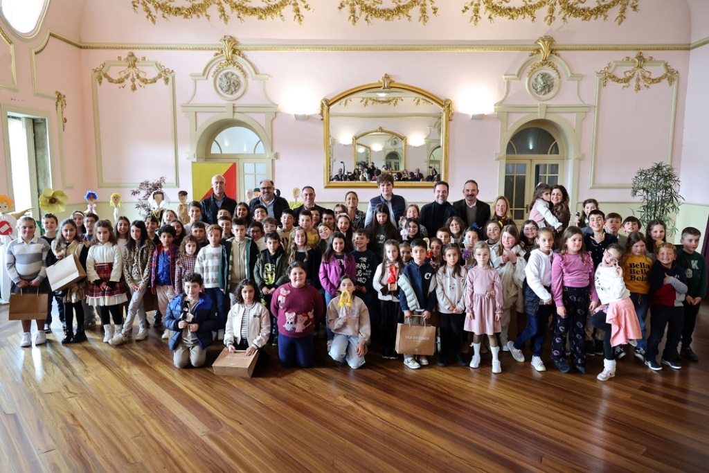 Alunos Premiados no Concurso / Exposição de Colheres de Pau