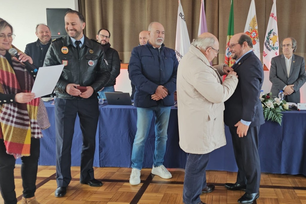 Liga dos Bombeiros Portugueses homenageia Manuel Carvalho