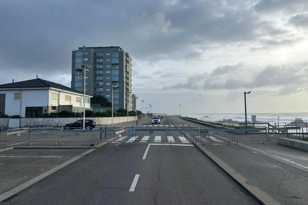 Marginal de Vila do Conde encerrada ao Transito