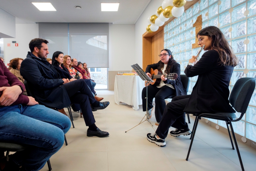 Centros Ocupacionais de Balasar e Laúndos em Festa de Aniversário