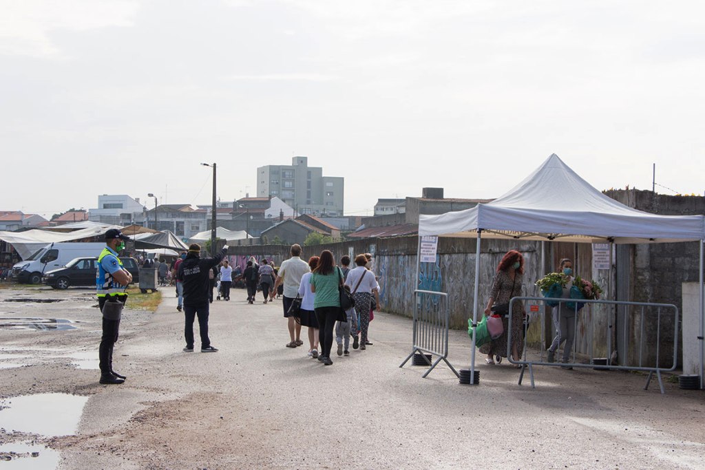 Feira das Moninhas Vai Continuar Aberta às Segundas