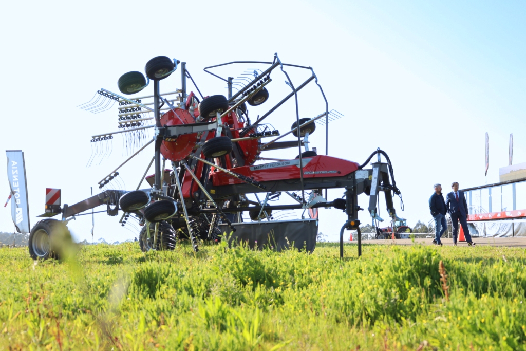 Evento de Referência de Máquinas Agrícolas em Laúndos