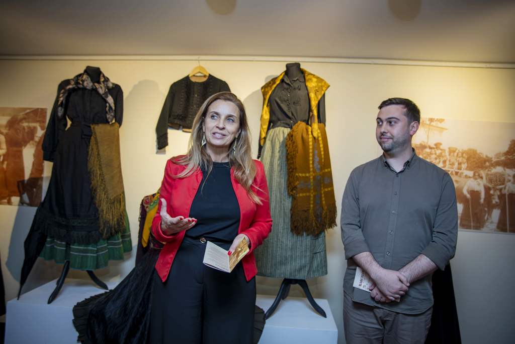 Dia Mundial do Livro na Biblioteca de Barcelos com Música e Tradição