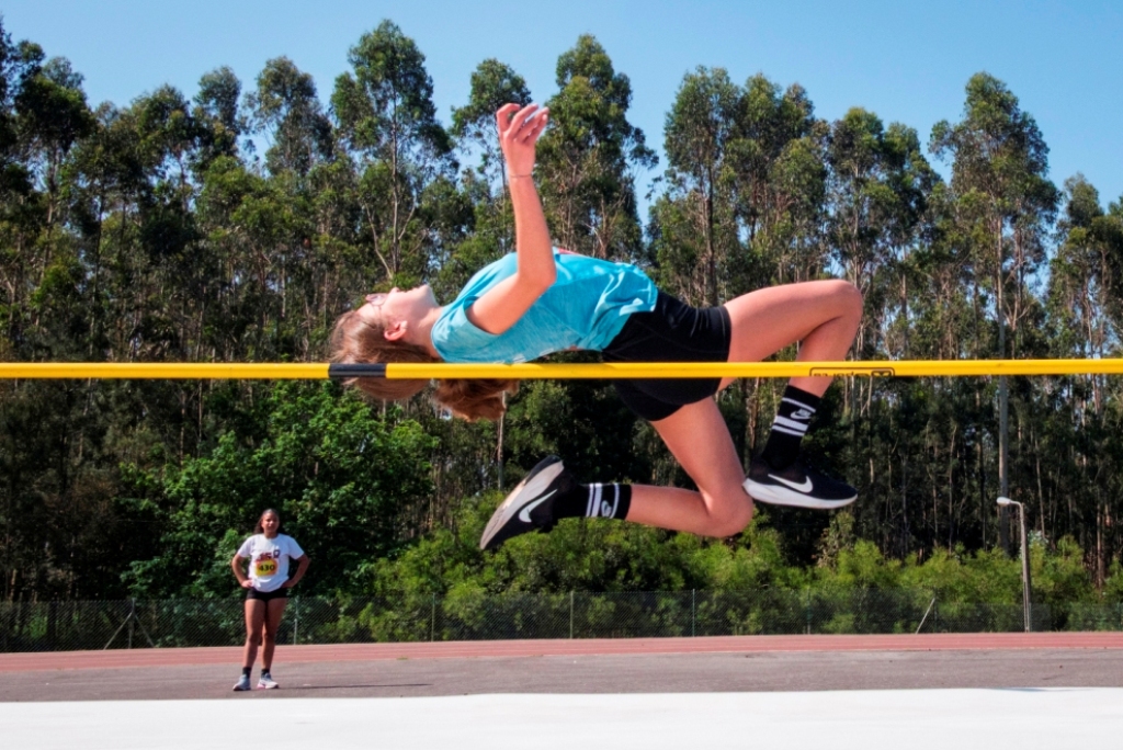 Plano de Promoção de Atletismo em Prova de Pista em Terroso