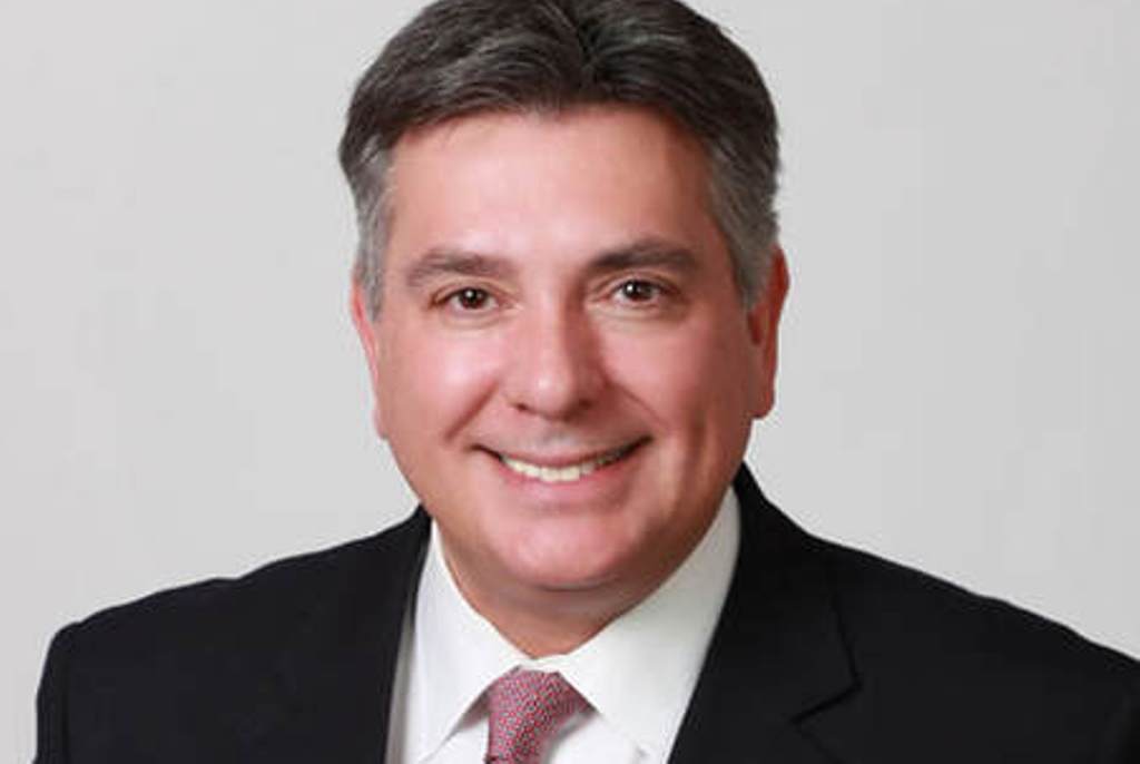 Charles Sousa: um rosto maior da diáspora portuguesa no Canadá