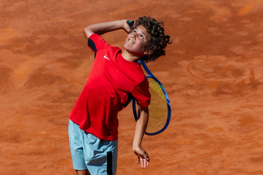 David Ribeiro é bicampeão Nacional de Ténis de Sub-12
