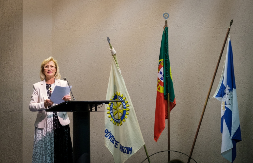 Teresa Castro Lopes Tomou Posse no Rotary Club da Póvoa