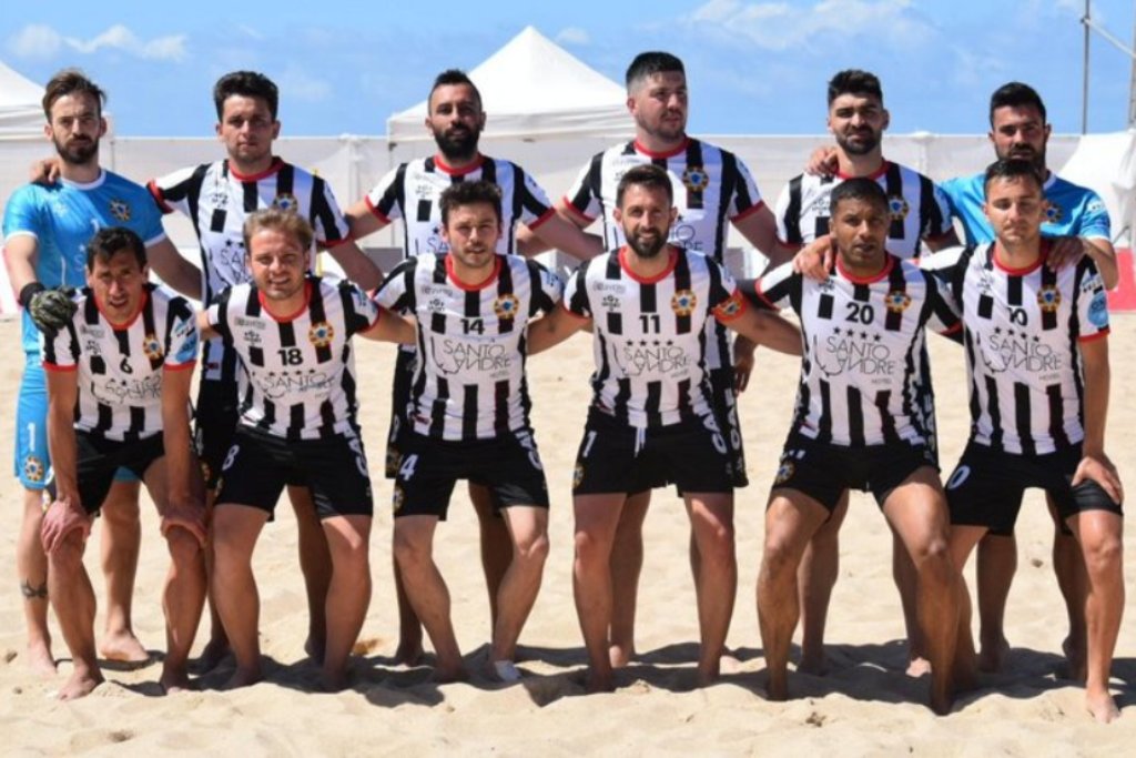 Varzim Soma e Segue na Taça de Futebol de Praia