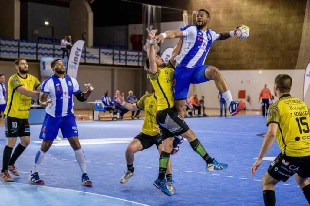 Póvoa Andebol Sofre a Primeira Derrota