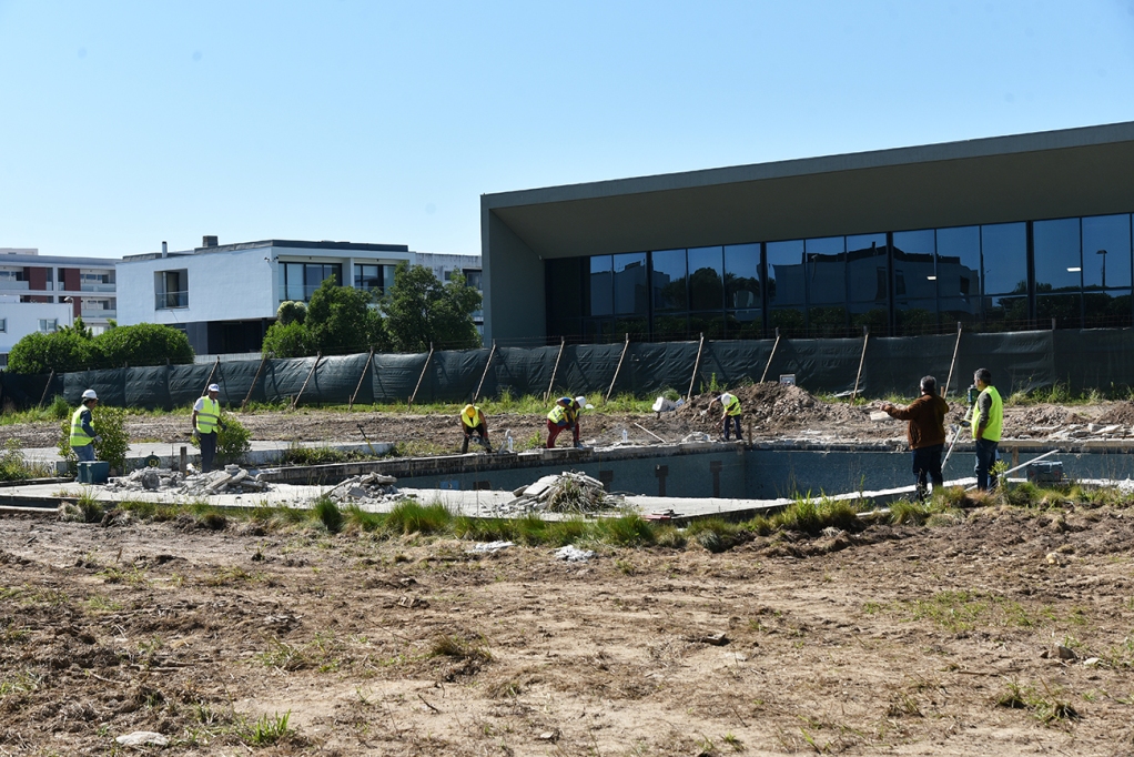 Piscina exterior Requalificada para Receber Utentes no Verão