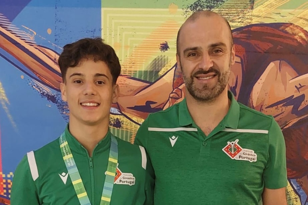 Ouro e Bronze em Duplo Minitrampolim no Mundial de Juniores