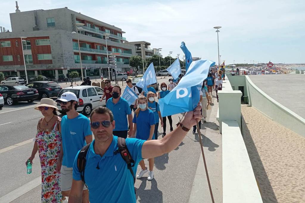 Liberais Numa Caminhada de Vila da Conde até à Póvoa de Varzim